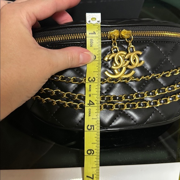 New Black Bum Bag - Picture 3 of 4